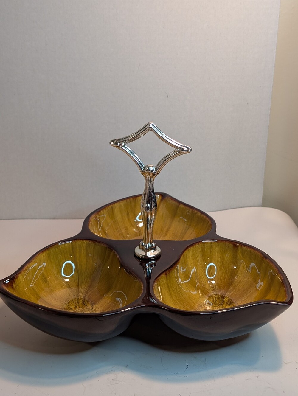Vintage Blue Mountain Pottery Sectioned Nut Candy Dish with Handle Brown Glazed.